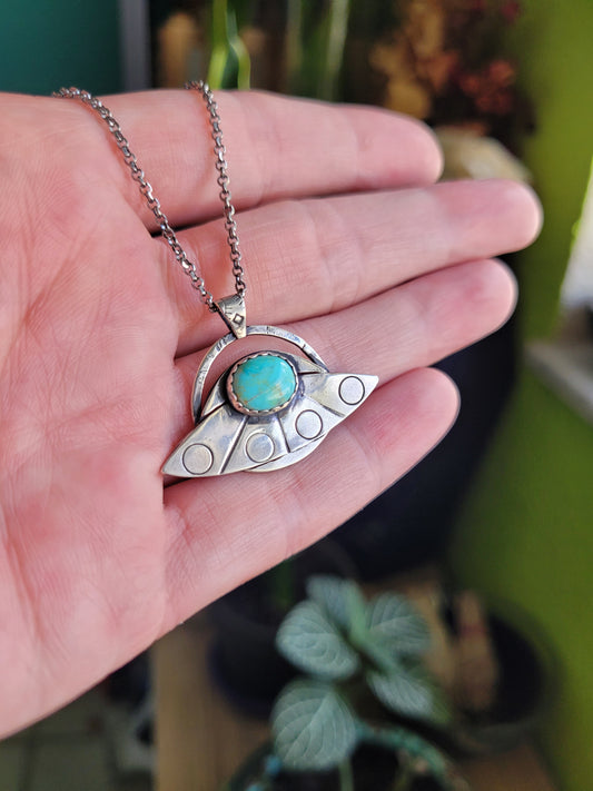 Kingman Flying Saucer Pendant